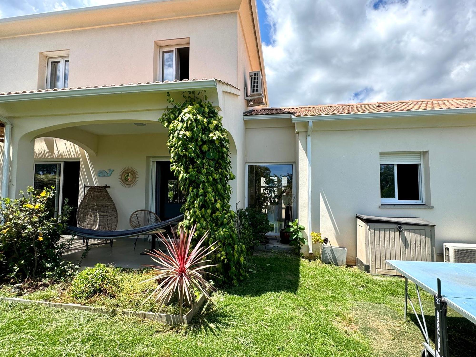 Jolie Maison Borgo Trois Chambres Trois Salles De Bain Exterior foto